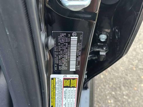 Used 2023 Toyota Camry SE AWD/4WD image 17