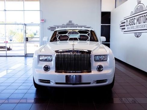 Used 2010 Rolls-Royce Phantom Sedan image 6