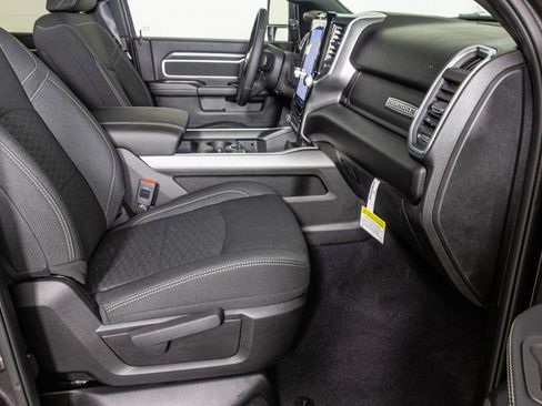 New 2025 RAM 2500 Big Horn image 38