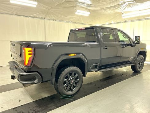 Used 2024 GMC Sierra 2500 AT4 w/ Snow Plow Prep/Camper Package image 2