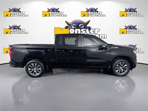 Used 2023 Chevrolet Silverado 1500 RST w/ Z71 Off-Road Package image 4