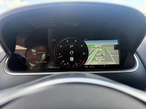 Used 2024 Jaguar F-TYPE R-Dynamic RWD image 25