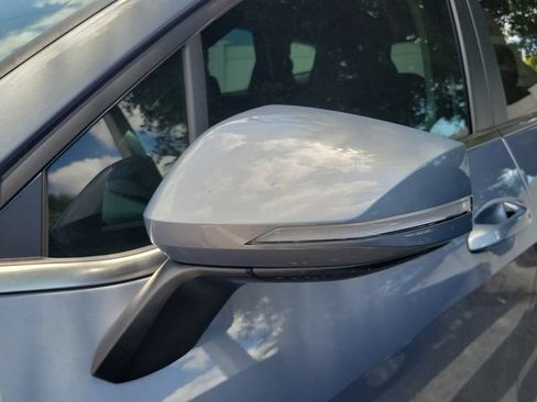 Used 2023 Kia Sportage EX FWD image 3