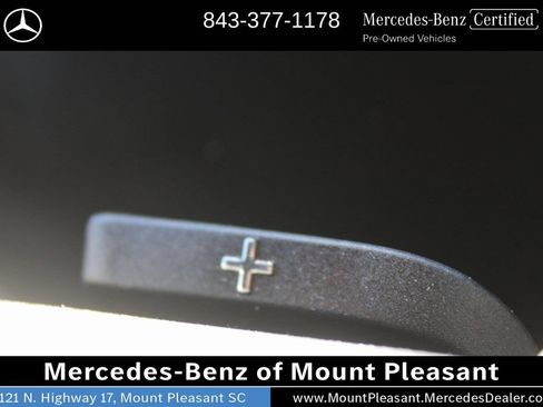 Used 2025 Mercedes-Benz GLC 300 image 35