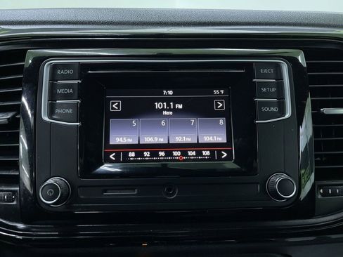 Used 2017 Volkswagen Beetle 1.8T Classic image 20