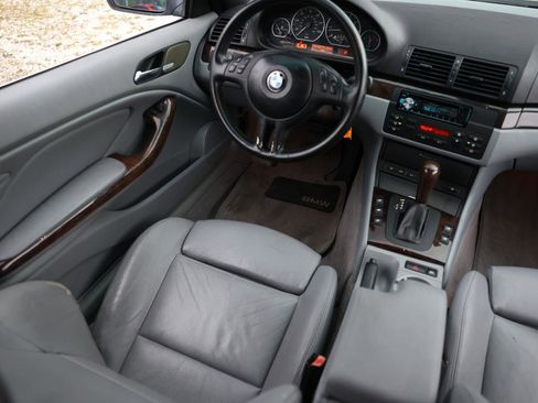 Used 2004 BMW 330Ci Convertible image 17