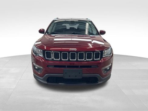 Used 2020 Jeep Compass Latitude w/ Cold Weather Group AWD/4WD image 5