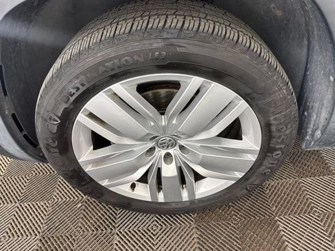 Used 2020 Volkswagen Atlas SE w/ Panoramic Sunroof Package FWD image 29