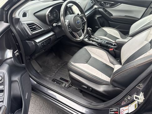 Used 2019 Subaru Crosstrek 2.0i Limited w/ Moonroof Package w/Navigation AWD/4WD image 17