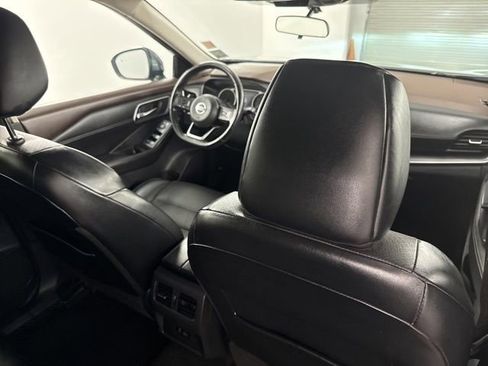 Used 2021 Nissan Rogue SV w/ Premium Package FWD image 32