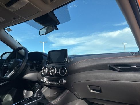 Certified 2021 Nissan Sentra SR image 14