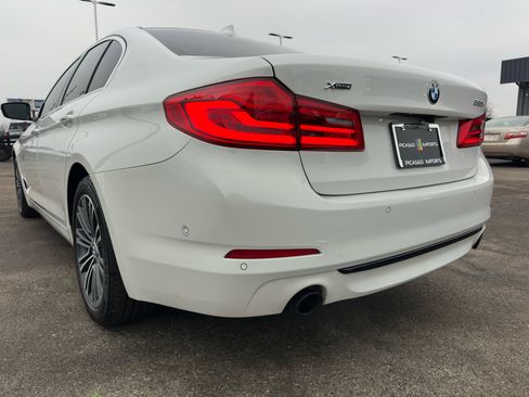 Used 2017 BMW 530i xDrive image 8