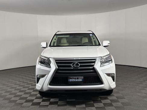 Used 2019 Lexus GX 460 Premium w/ Premium Package AWD/4WD image 2
