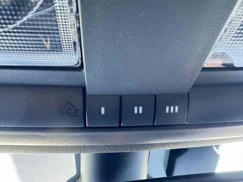 Used 2021 Dodge Challenger R/T w/ Performance Handling Group image 28