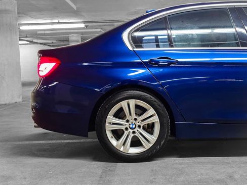 Used 2017 BMW 330i xDrive Sedan image 18
