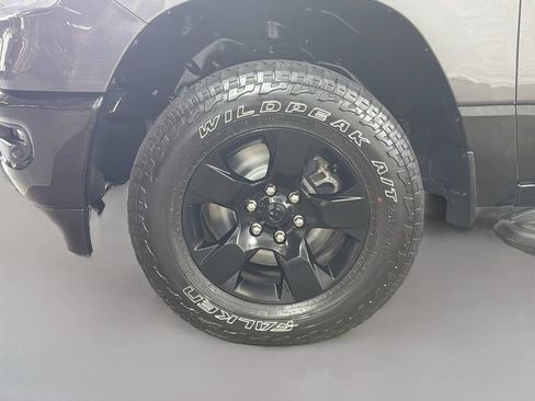 Used 2023 RAM 1500 Big Horn AWD/4WD image 32