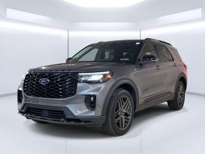 Used 2025 Ford Explorer ST-Line w/ ST-Line Street Pack