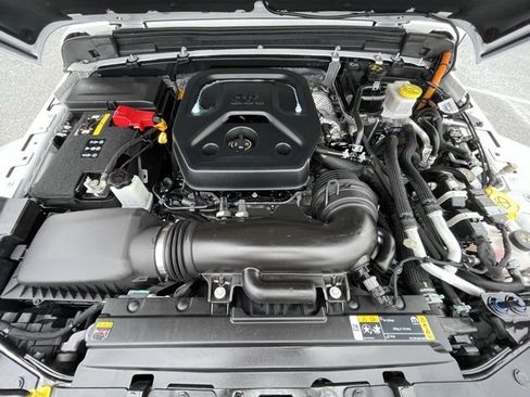 Used 2024 Jeep Wrangler Unlimited Sahara w/ Safety Group image 24