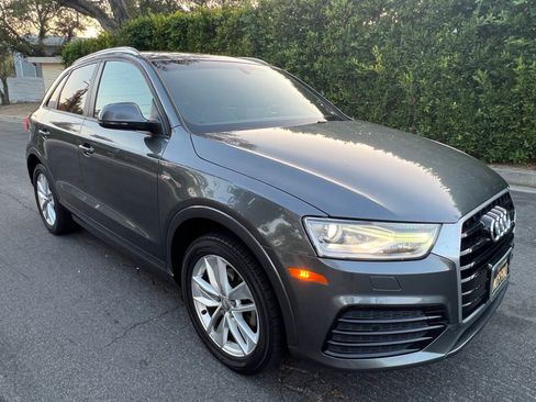 Used 2018 Audi Q3 2.0T Premium w/ Convenience Package FWD image 32