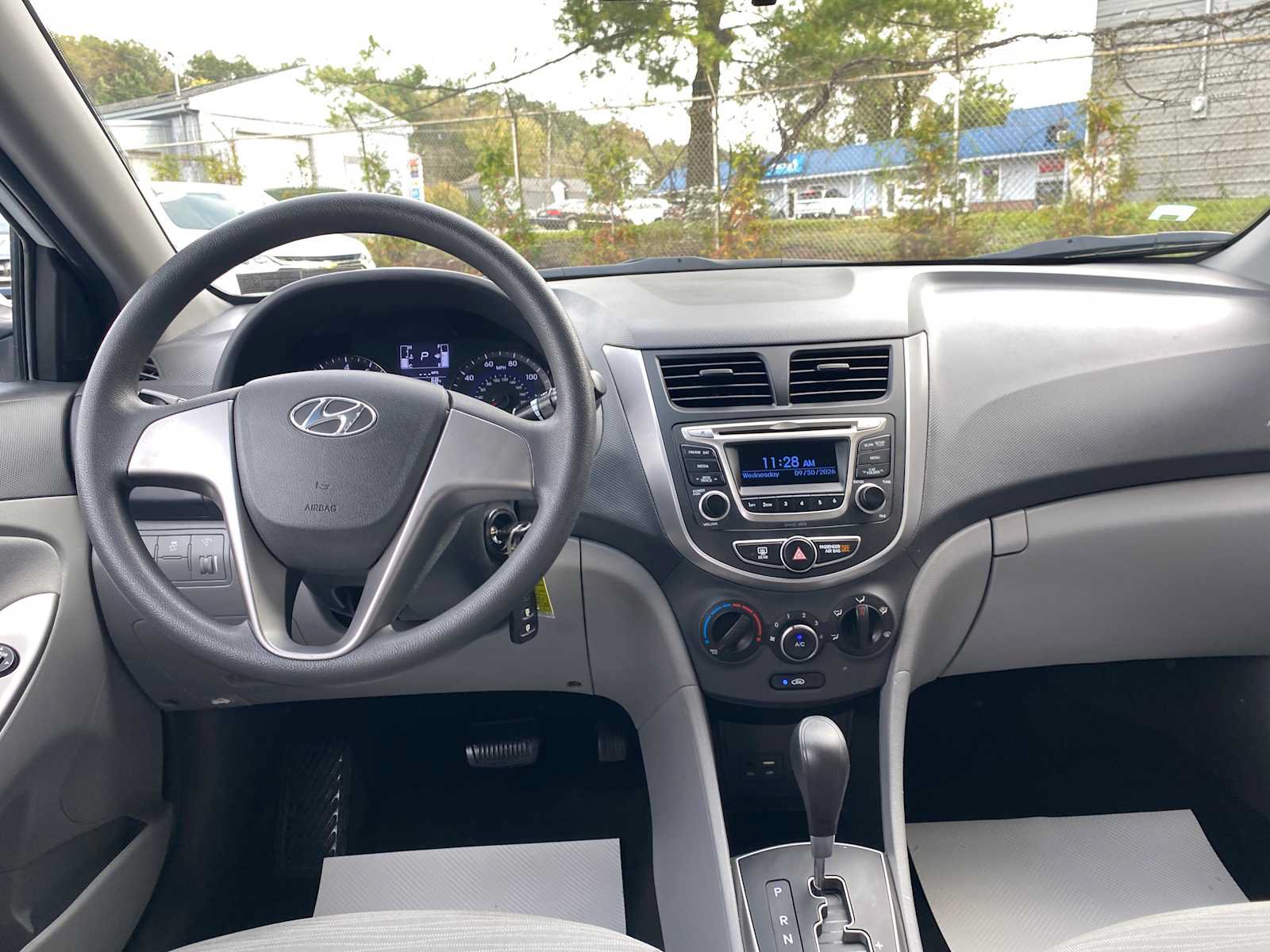Used 2016 Hyundai Accent SE FWD image 7