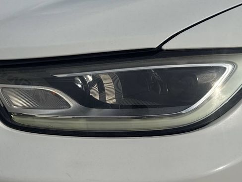 Used 2021 Chrysler Pacifica Limited w/ Premium & Safety Sphere Group AWD/4WD image 16