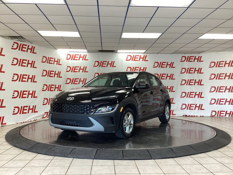 Used 2023 Hyundai Kona SE AWD/4WD image 3