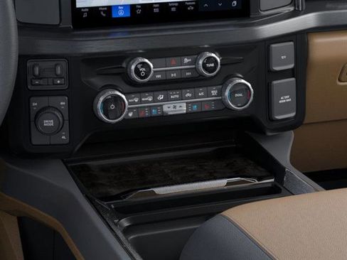 New 2026 Ford F550 4x4 Crew Cab image 15