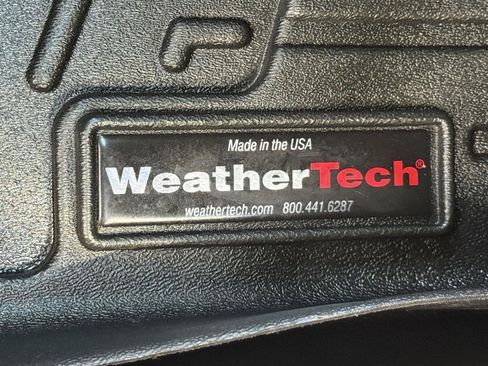 Used 2023 GMC Terrain SLE w/ Driver Convenience Package image 15