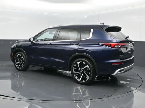 Used 2024 Mitsubishi Outlander SEL image 16