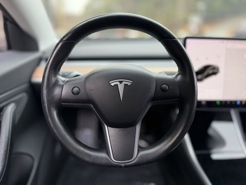 Used 2019 Tesla Model 3 Long Range image 43