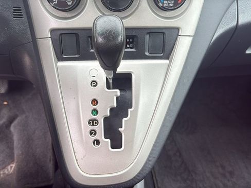 Used 2009 Toyota Matrix FWD image 10