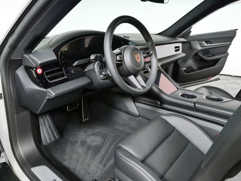 New 2026 Porsche Taycan RWD image 4