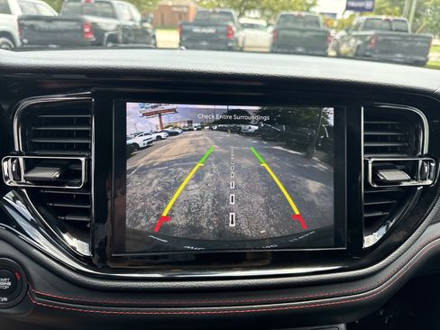 Used 2025 Dodge Durango GT RWD image 24