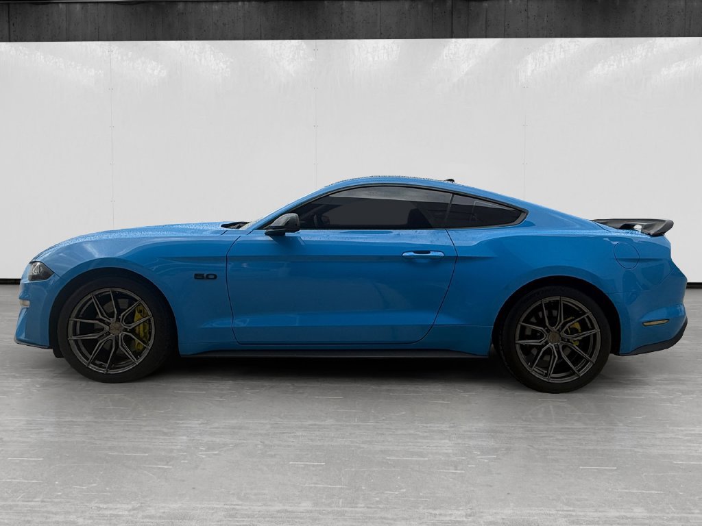 Used 2022 Ford Mustang GT w/ Equipment Group 301A RWD image 2