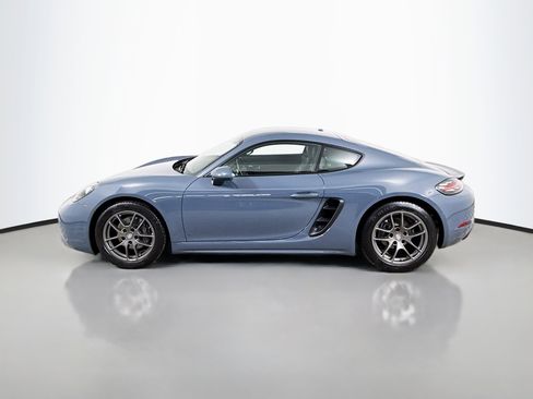 Certified 2018 Porsche 718 Cayman image 2
