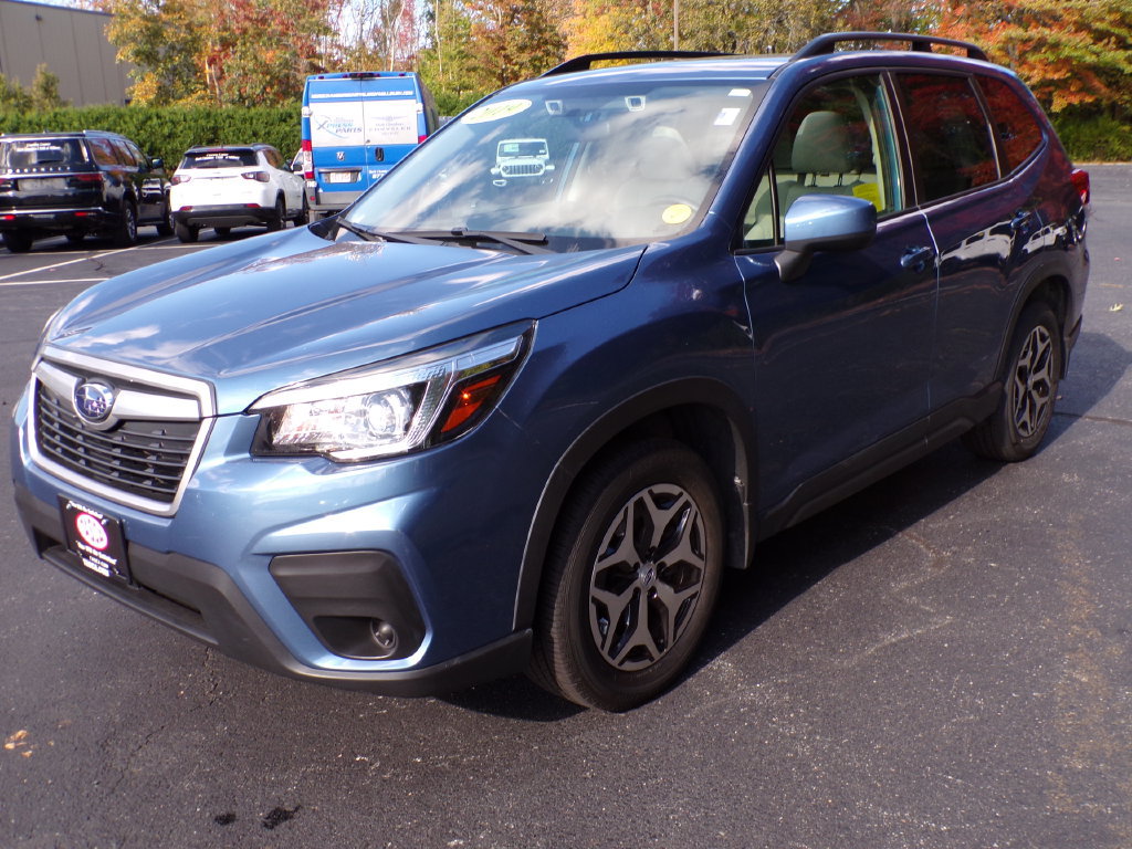 Used 2019 Subaru Forester Premium AWD/4WD image 3