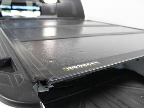 Used 2024 Chevrolet Colorado Trail Boss w/ Technology Package AWD/4WD image 52