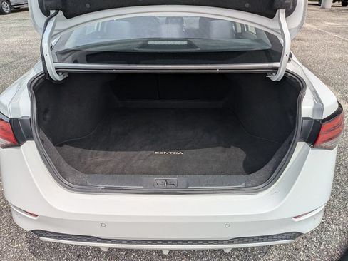 Used 2025 Nissan Sentra SV FWD image 32