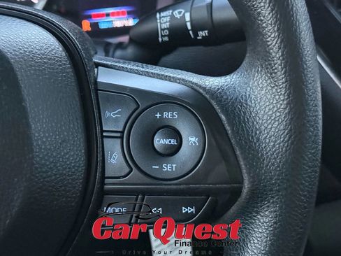 Used 2022 Toyota Corolla LE image 23