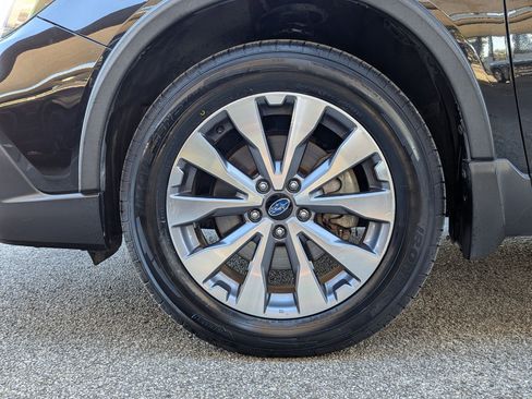 Used 2018 Subaru Outback 3.6R Touring w/ Popular Package #3 image 31