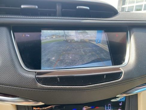 Used 2019 Cadillac XT5 Premium Luxury AWD/4WD image 29