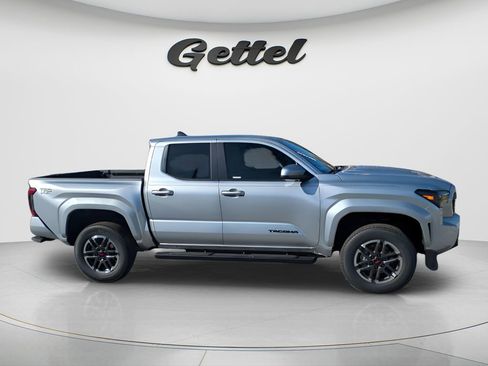 New 2025 Toyota Tacoma TRD Sport RWD image 4