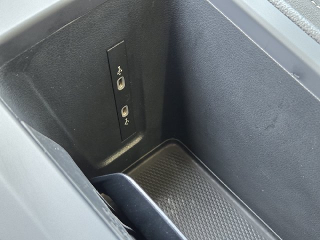 Used 2026 Volkswagen Tiguan SE R-Line FWD image 24