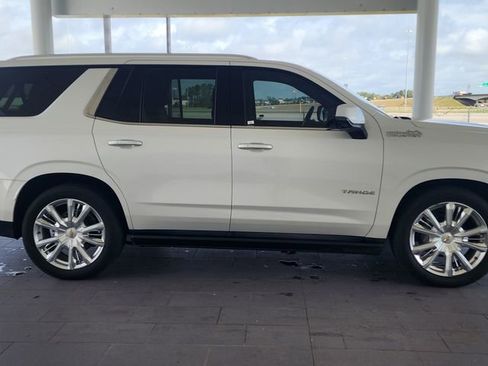 Used 2021 Chevrolet Tahoe High Country image 5