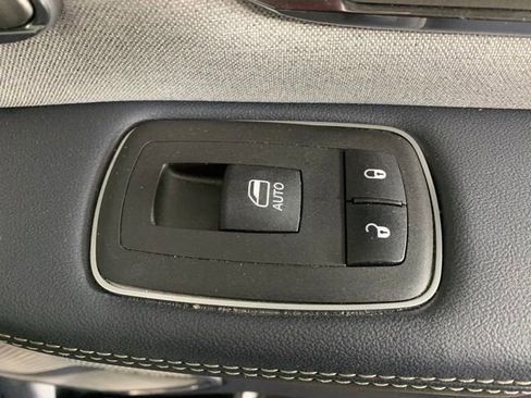 Used 2024 RAM 1500 Limited AWD/4WD image 32