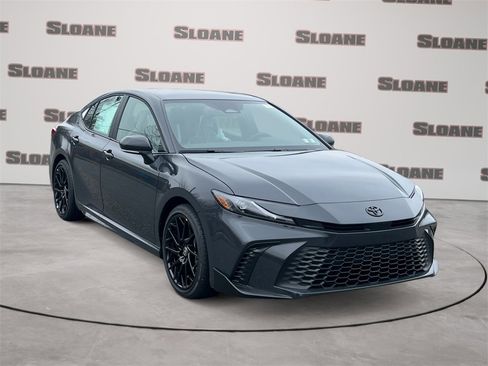 New 2026 Toyota Camry SE FWD image 7