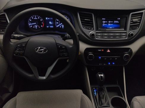 Used 2018 Hyundai Tucson SE AWD/4WD image 22