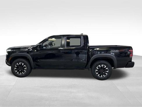 Used 2024 Nissan Frontier PRO-4X AWD/4WD image 2