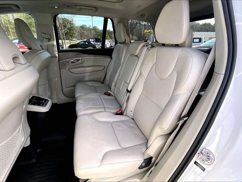 Used 2023 Volvo XC90 B6 Plus w/ Protection Package Premier image 20