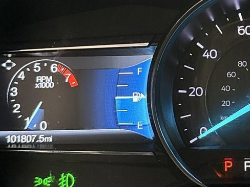 Used 2018 Ford Explorer XLT w/ Equipment Group 202A image 15